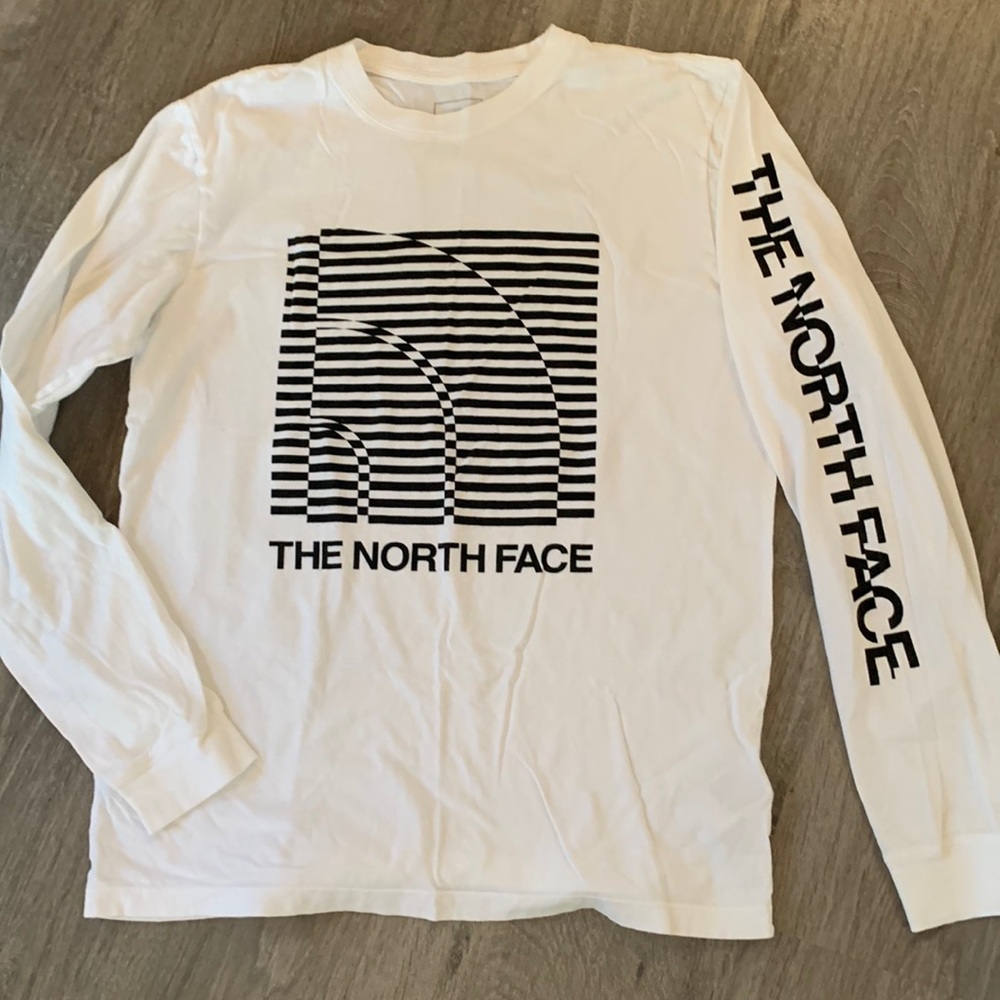 North Face long sleeve. Never worn